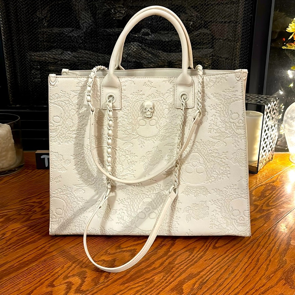 Betsey Johnson white skull purse large tote bag